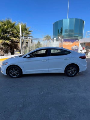 2017 Hyundai Elantra 2.0 Gls Premium At in TOLUCA, México, México - Nissan Tollocan Díaz Mirón